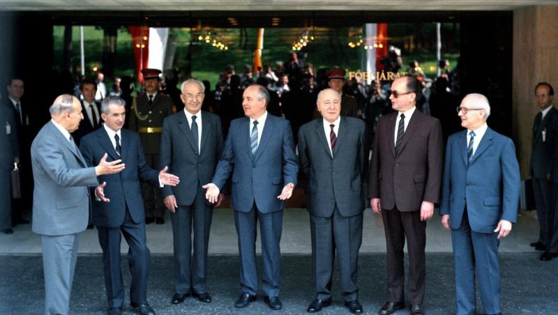 Ceaușescu, Gorbaciov și alți lideri comuniști
