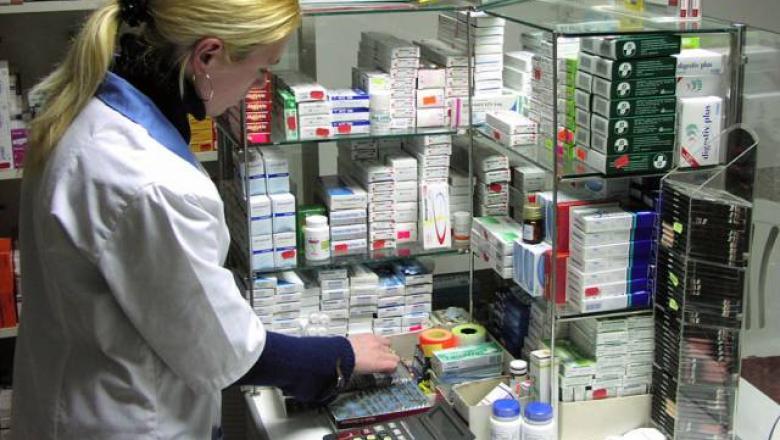 Doi farmaciști din Suceava, soț și soție, sunt cercetați de poliție! Ce i-au făcut unui client este de necrezut!