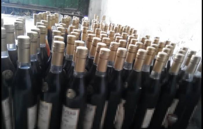 Peste 100 de persoane au murit &icirc;n acest weekend, după ce au băut alcool contrafăcut . Autoritățile indiene au anunțat că numărul deceselor va crește