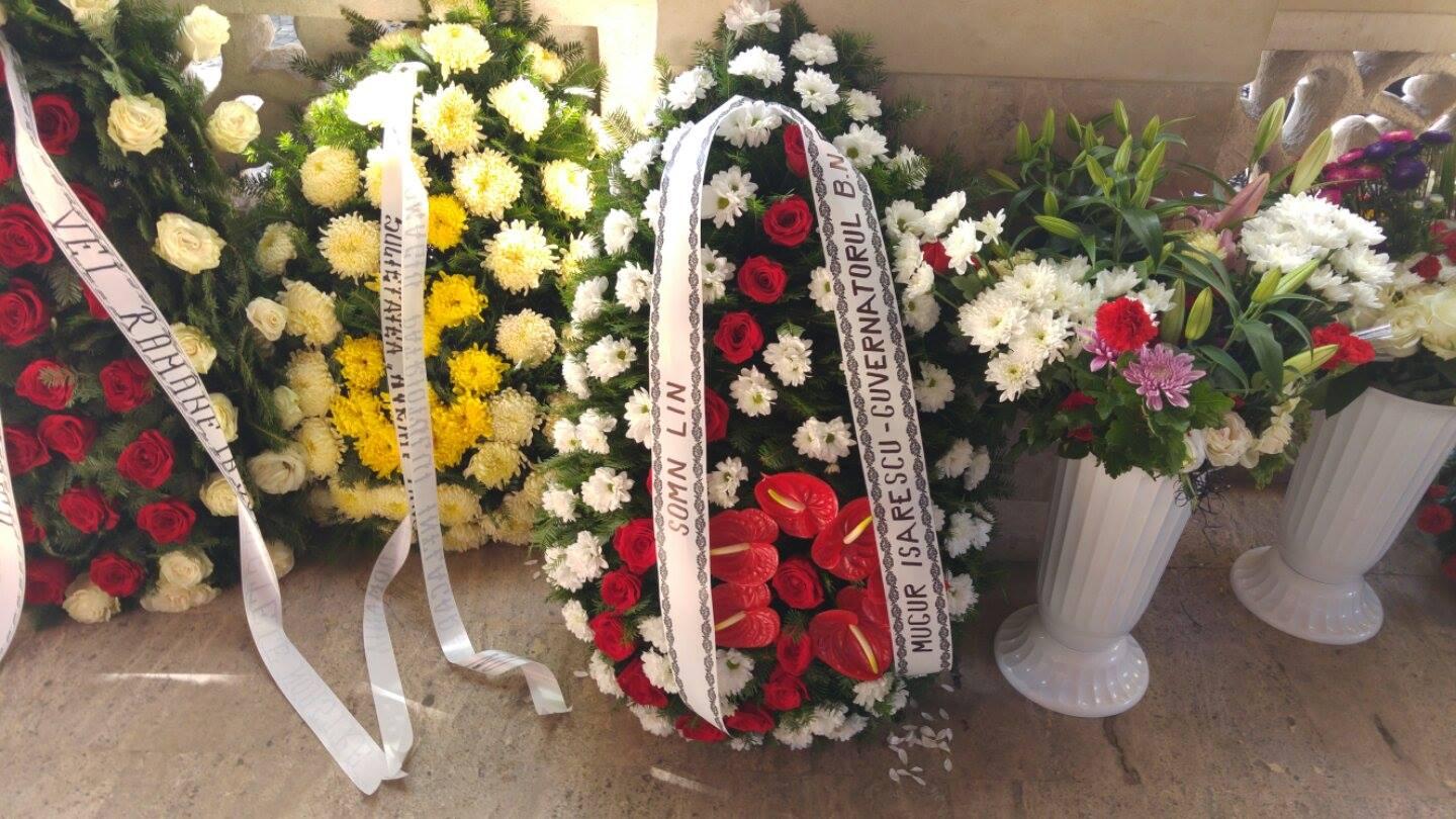 Scrisoarea unei rom&acirc;nce plecată &icirc;n Italia de 28 de ani: &bdquo;Am fost acasă să &icirc;mi &icirc;ngrop tatăl, m-am &icirc;ngrozit de c&acirc;tă șpagă mi s-a cerut&rdquo;