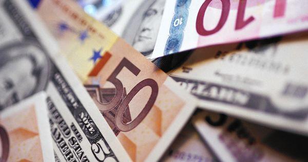 BNR Curs valutar 13 februarie. Dolarul american scade semnificativ