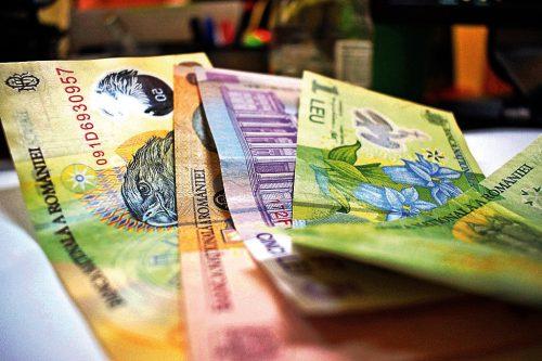 Alocațiile copiilor cresc de la 84 la 150 de lei. De c&acirc;nd se aplică majorarea