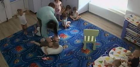 Educatoare turbată de furie lovește cu capul de podea mai mulți copii, într-o cresă din Timișoara. Primele măsuri impotriva fiice lui Rotariu
