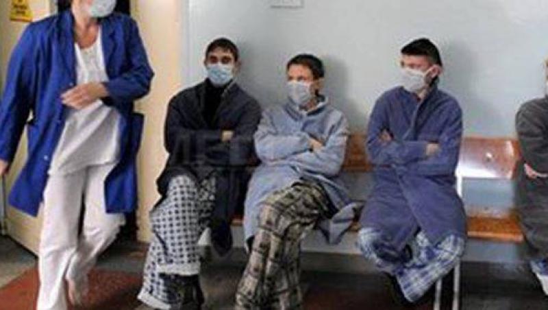 Greașeala gravă pe care o fac românii, în plină epidemie de gripă! Mesajul medicilor