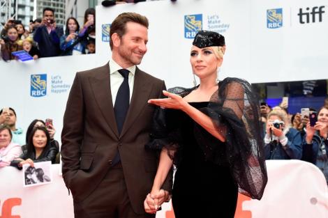 E oficial! Lady Gaga s-a despărțit de logodnic, după zvonurile legate de relația cu Bradley Cooper