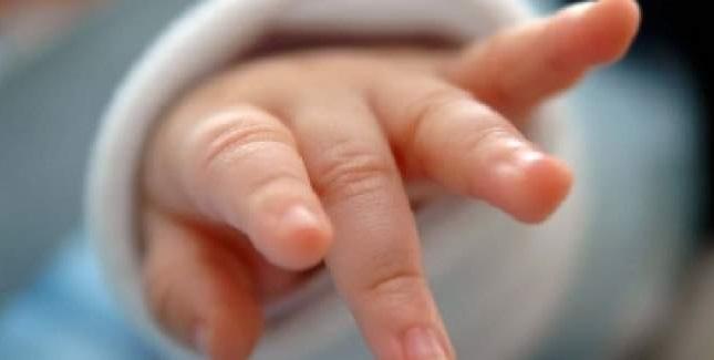 Alertă pentru părinți! O jucărie pentru bebeluși a fost retrasă de la v&acirc;nzare! Cei mici ar putea muri