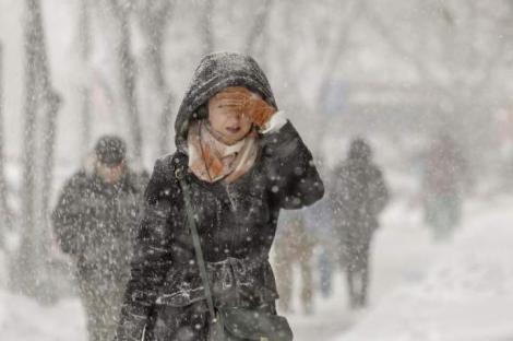 Ninge în București! Până când va ține ninsoarea în Capitală  
