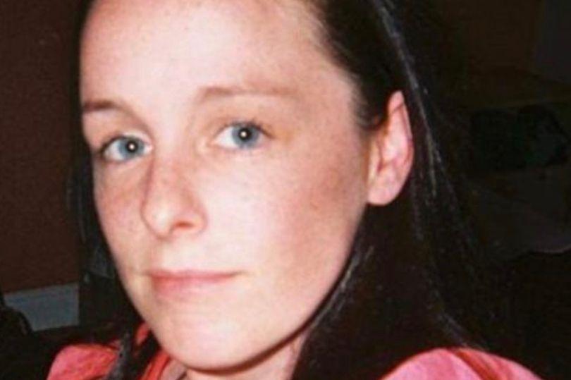 A murit l&acirc;ngă patul de spital al fiului ei! Au găsit-o fără suflare