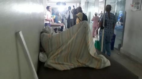 Imagini înfiorătoare! Cum au ajuns să arate spitalele centrale din Venezuela! Pacienții sunt acoperiți de muște, iar camerele sunt un adevărat focar de infecție