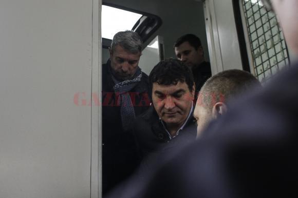 Cristi Borcea s-a predat &icirc;n această dimineaţă. El va fi &icirc;ncarcerat la Rahova