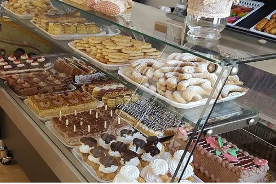 &Icirc;nșelătorie &icirc;n Rom&acirc;nia! Br&acirc;nză, iaurturi și prăjituri făcute din grăsimi artificiale &icirc;n loc de lapte