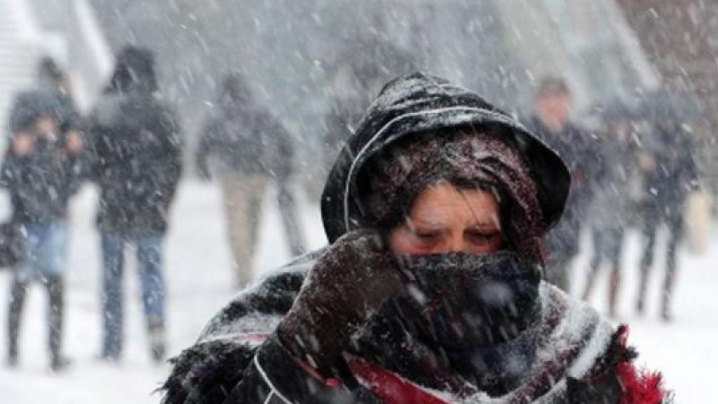 Vremea o ia razna &icirc;n perioada următoare. Meteorologii, anunț neașteptat: &bdquo;E anormal pentru această perioadă&rdquo;