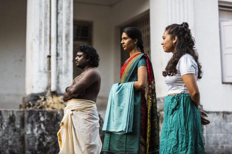 Concurenții de la ”Asia Express”, puși în dificultate de hainele tradiționale indiene! CRBL: ”După patru noduri m-ai pierdut!”