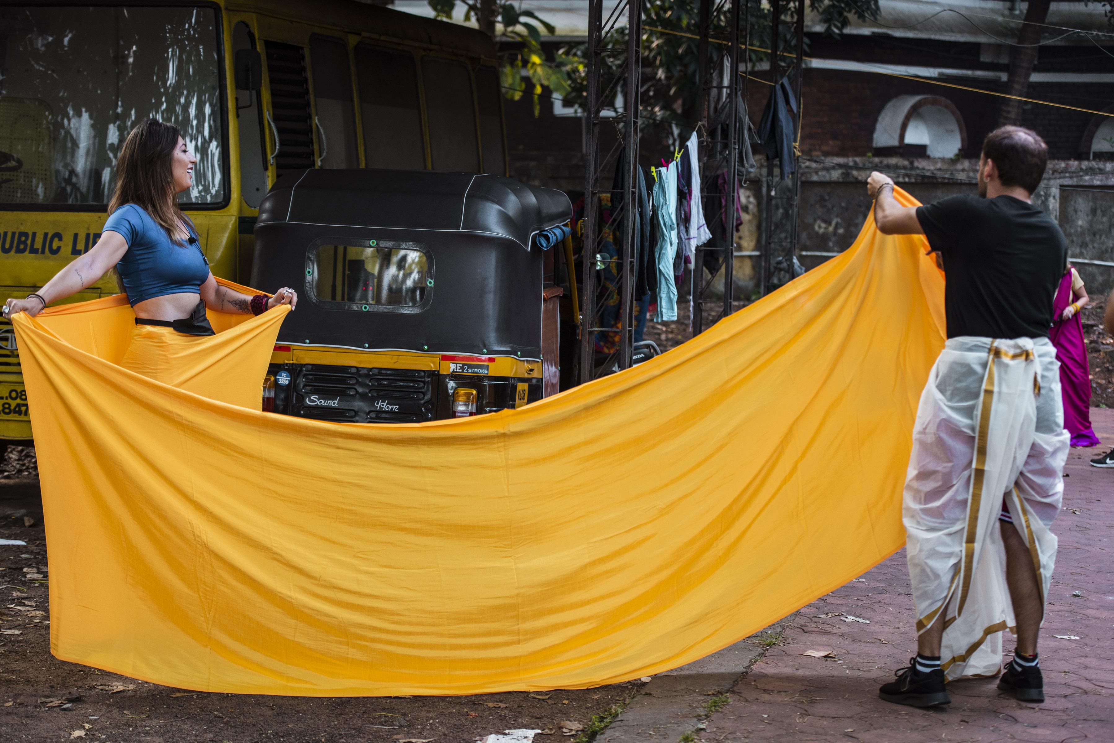 Discuții aprinse &icirc;ntre Bogdan și Cocuța, la &rdquo;Asia Express&rdquo;: &rdquo;Ține materialul ăsta cu m&acirc;na, că de-aia ți-a dat-o Dumnezeu!&rdquo;