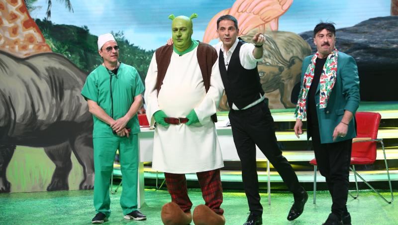 Diseară, de la ora 20.00, la Antena 1 - Shrek, Ginghis Han, Noe și Fata Albastră din “Avatar” urcă pe “Scena misterelor”. Romică Țociu își ia asistentă