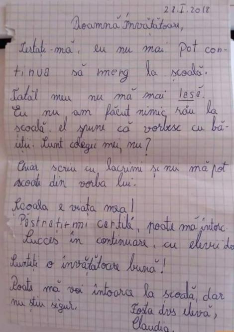 Scrisoarea cutremurătoare unei fetițe către învățătoarea ei: „Tata nu mă mai lasă la școală. Zice că vorbesc cu băieții. Ei sunt colegii mei, nu?!”