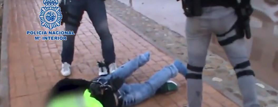 Rom&acirc;nii &bdquo;justițiari&rdquo; din Spania. Au furat jumătate de milion de dolari de la traficanții de droguri! Cum au reușit polițiștii să &icirc;i prindă- Video