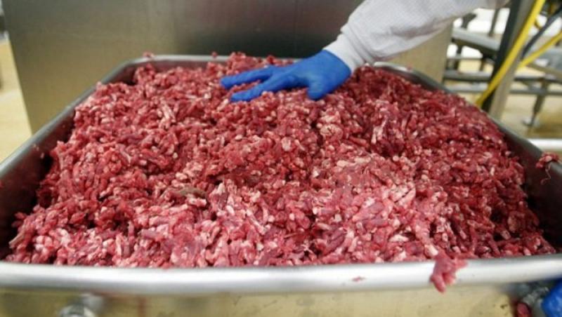 Este alertă alimentară! Carne de mici infestată cu Salmonella pune în pericol sănătatea oamenilor