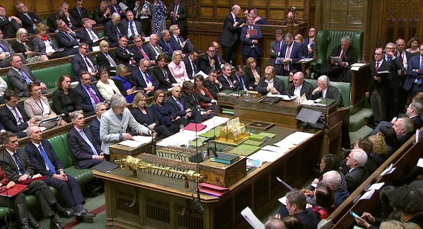 Deputaţii britanici caută un &rdquo;plan B&rdquo; după ce au preluat controlul asupra Brexitului, o &icirc;nfr&acirc;ngere istorică a premierului Theresa May
