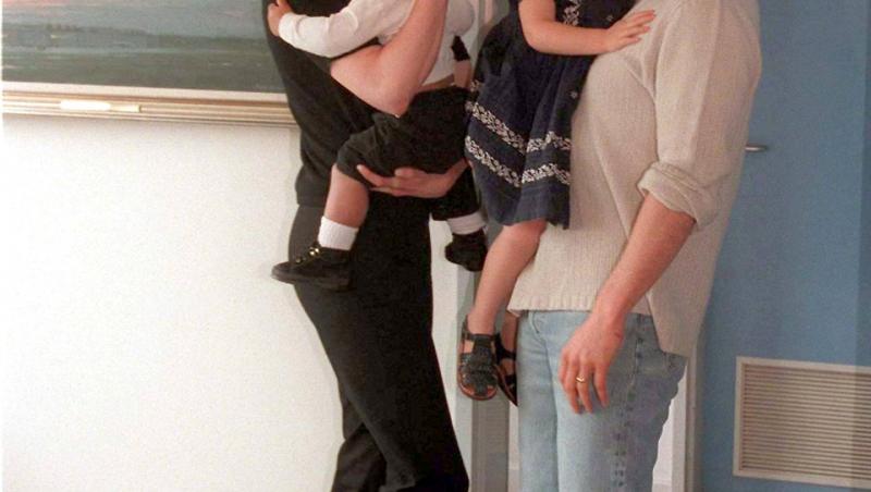 Tom Cruise îi interzice fostei soții, Nicole Kidman, să apară la nunta fiului lor! Motivul i-a lăsat mască pe toți