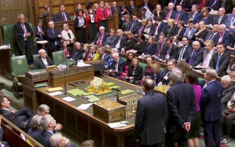 Camera Comunelor a respins pentru a treia oară, cu 344 la 286 de voturi, acordul privind Brexitul