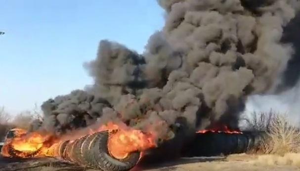 Cer negru la Galați! Un incendiu cumplit a st&acirc;rnit panica printre localnici! Pompierii au &icirc;nfruntat temperaturi uriașe (VIDEO)