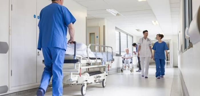 Medicii vor fi plătiți &icirc;n funcție de c&acirc;t stau la program! De ce s-a luat această decizie