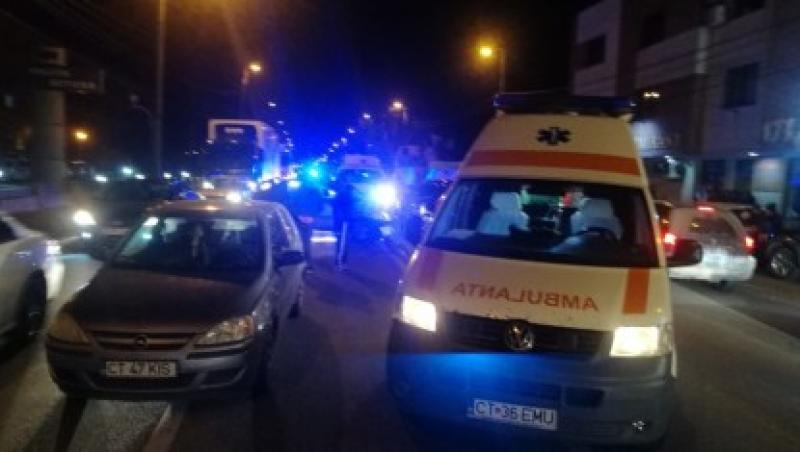 Accident în lanț, în Constanța! Două persoane și doi copii, răniți în urma impactului dintre trei mașini și un TIR
