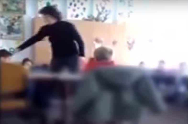 Copil de cinci ani, bătut și &icirc;nchis &icirc;n debara, la grădiniță! Mama micuțului: &rdquo;A fost tr&acirc;ntit pe scaun, plesnit peste cap!&rdquo;