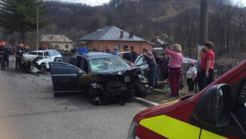 Accident grav! Două persoane au murit și alte cinci au fost rănite la Băile Govora, în Vâlcea (FOTO)