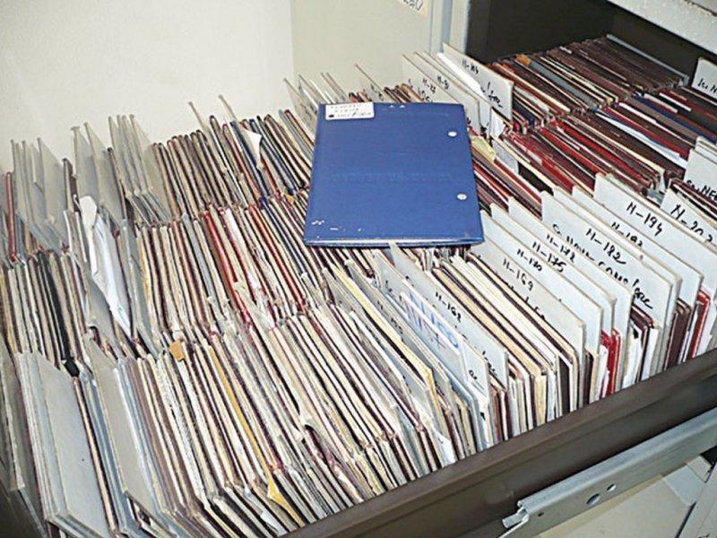 Se schimbă condițiile pentru salariatele care vor să muncească p&acirc;nă la 65 de ani