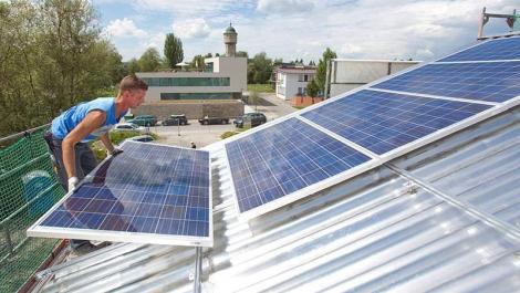 Panouri solare electrice de la stat: Ce trebuie să facă românii, începând de ieri, pentru a le obține