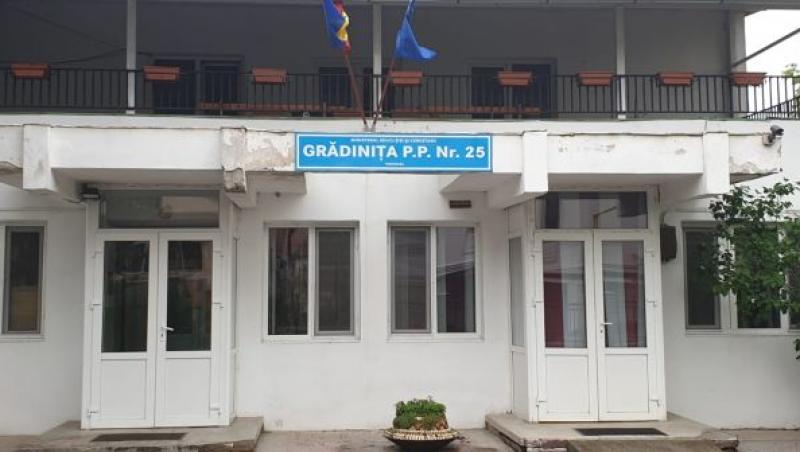 Plânsetele unui copil se aud din stradă, la o grădiniță din Timișoara: 