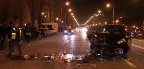 Mașini făcute praf! Accident grav în stațiunea Mamaia: tânără în comă și alte trei persoane sunt rănite (FOTO)