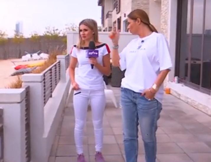 Trăiesc ca sultanii &icirc;n Emiratele Arabe! Cum arată casa de 400.000 euro &icirc;n care stau Anamaria Prodan și Reghe