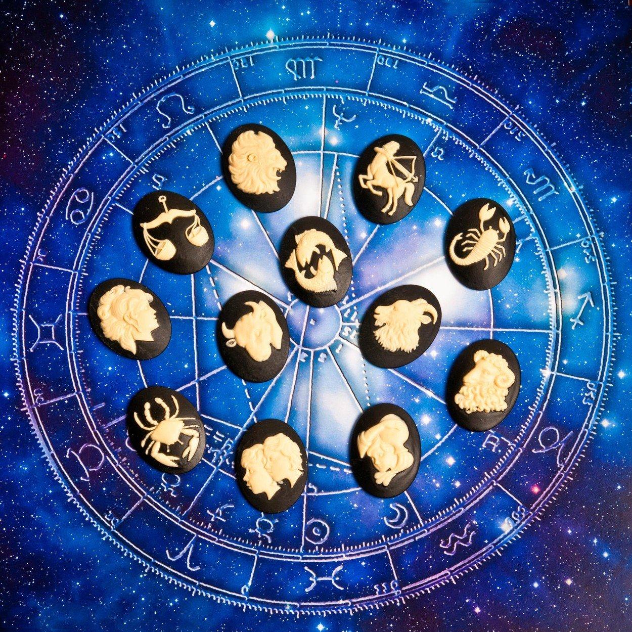 Horoscopul săptămânii 15-21 aprilie 2019. Schimbări. Balanța încheie un capitol de viață
