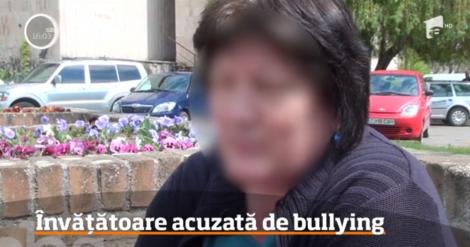 O învățătoare din Alba Iulia "chiulea" de la ore: "Copilul meu este terorizat acum pentru că a dat-o de gol!"