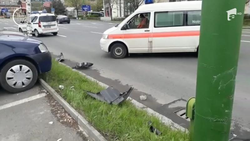 Nu e o glumă! Polițiștii din Brașov au găsit o cantitate semnificativă de droguri, în urma unui accident de mașină. În ce stare se afla șoferul vinovat