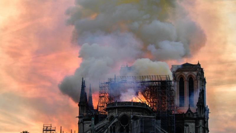 Catedrala Notre-Dame: Cum a salvat Quasimodo simbolul Parisului. Până ieri!...
