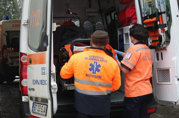 Mare atenție! O familie din Botoșani a ajuns de urgență la spital după ce a consumat o salată cu leurdă! Ce conțineau de fapt frunzele