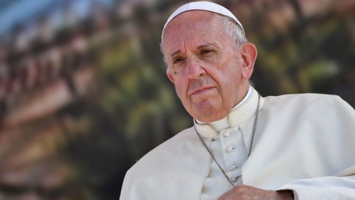 Incendiul de la Catedrala Notre Dame. Mesajul transmis de Papa Francis către poporul francez după tragedie: "Sunt alături de Franța"