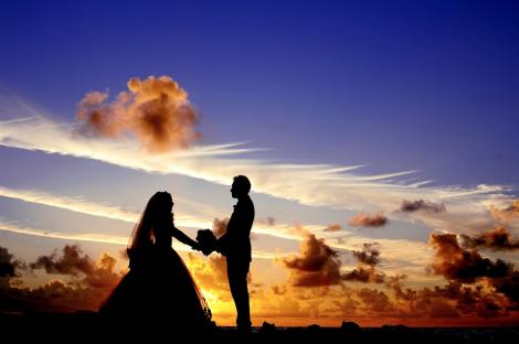 TIPS AND TRICKS: poze de nuntă uimitoare în luminozitate redusă
