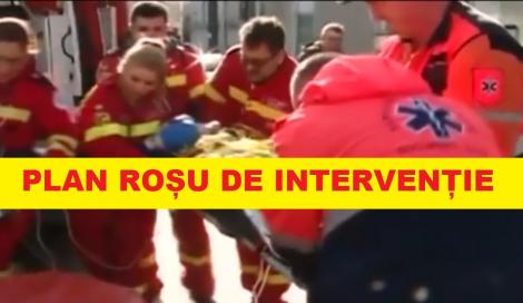 Plan Roșu de intervenție: un pod s-a prăbușit în Gorj peste muncitori! Șapte oameni au ajuns la spital (VIDEO)
