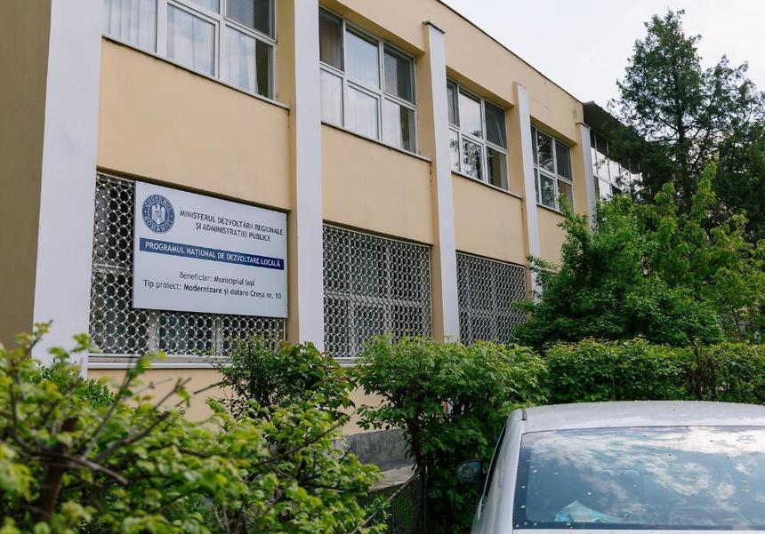 Directoarea şi trei dintre angajatele unei creşe din Iaşi, destituite după ce părinţii unui copil au &icirc;nregistrat infirmierele c&acirc;nd jignesc copiii şi-i ameninţă cu bătaia