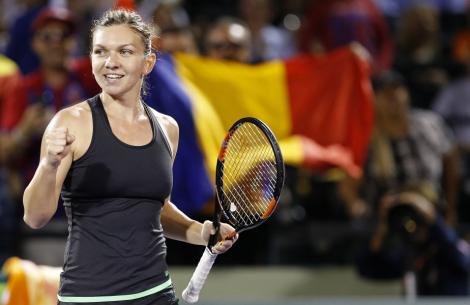 Simona Halep aduce primul punct României, după ce a câștigat meciul cu Kristina Mladenovic
