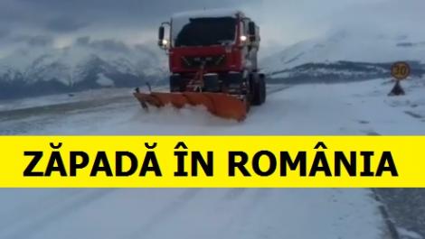 Lapoviță și ninsoare în România! Drumarii au intervenit cu material antiderapant