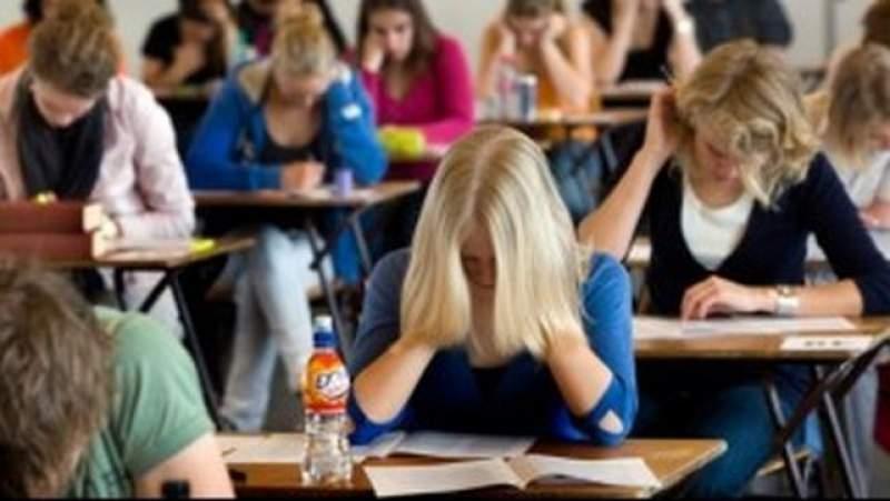 Decizie fără precedent! &Icirc;nvățăm&acirc;ntul obligatoriu se prelungește la 16 ani &icirc;n Rom&acirc;nia! C&acirc;ți ani de școală fac elevii &icirc;n alte țări din Europa