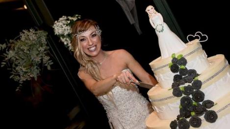 Nuntă ca în povești de una singură! O italiancă s-a săturat să își caute sufletul-pereche și a decis să se căsătorească cu ea însăși. Ce s-a întâmplat la eveniment