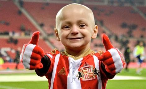 Emoționant! Un băiețel de 6 ani bolnav de cancer a salvat viața a 30 de copii care sufereau de aceeași boală