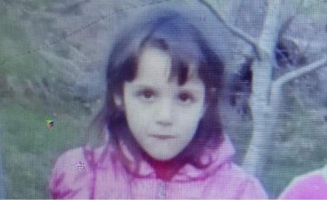 Fetița de șase ani din Maramureș, de negăsit! Părinții, disperați: ”Persoanele care dețin informații să sune la 112!”